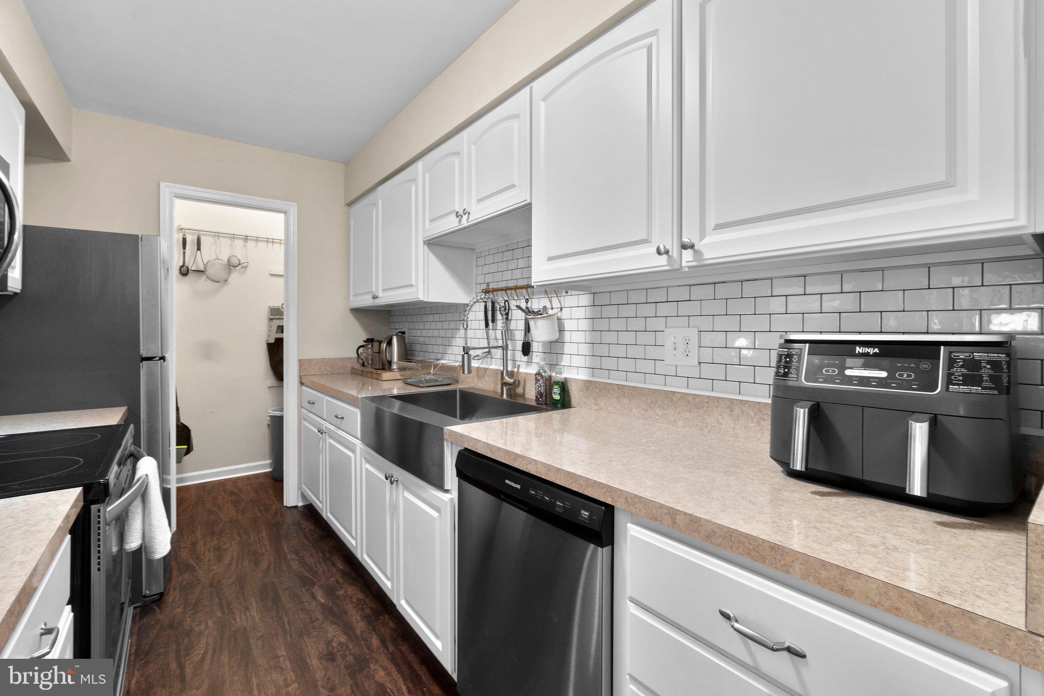 5907 Noblestown Road, Unit A Springfield, VA 22152 - Photo 10 of 27 Gallery Image 10