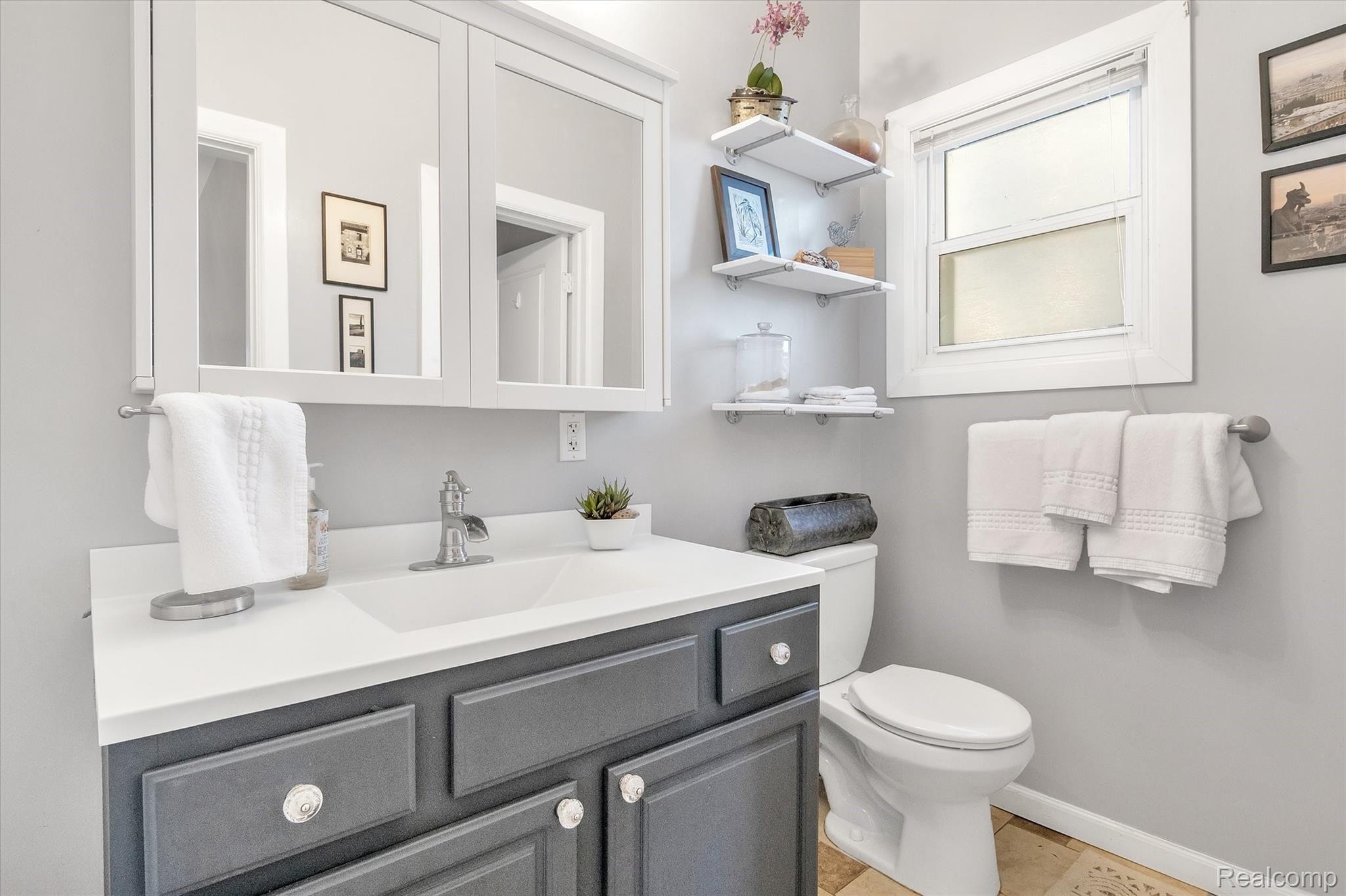 216 George Howell, MI 48843 - Photo 10 of 16 24-216-George-St-WindowStill-Real-Estate-Photography-24.jpg
