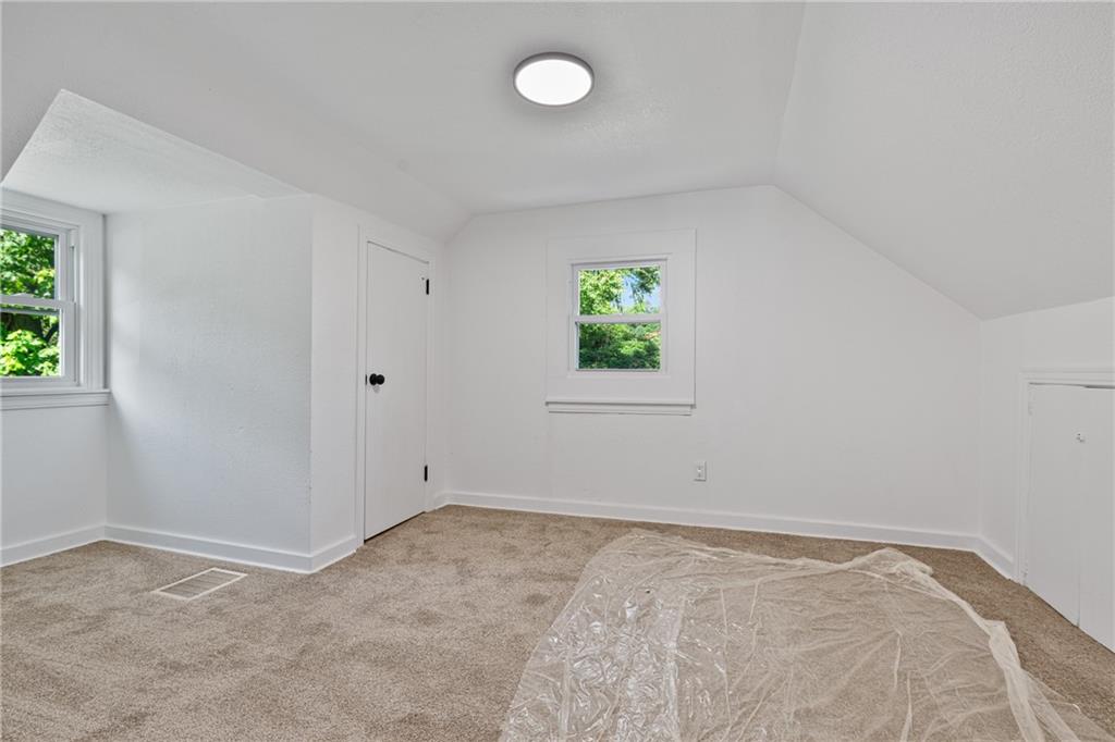 2843 McKelvey Road Pittsburgh, PA 15221 - Photo 15 of 24
