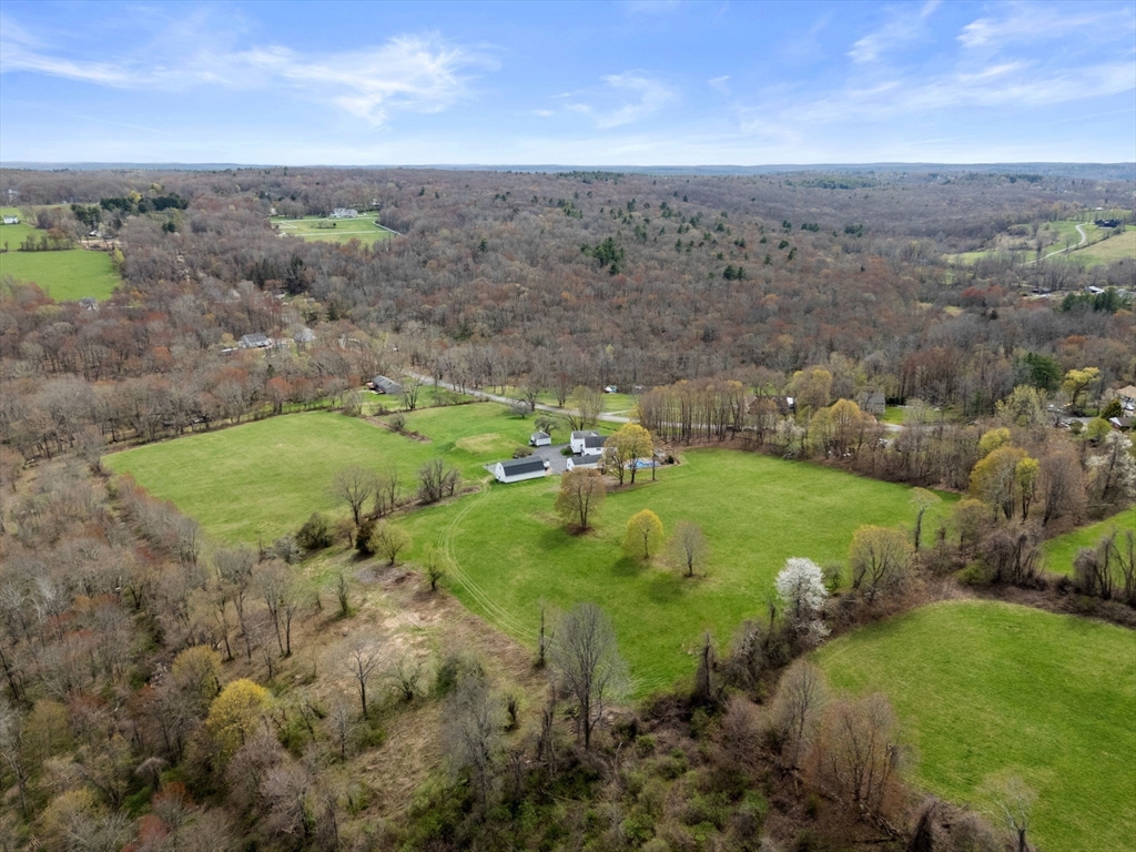 63 Uxbridge Road Sutton, MA 01590 - Photo 12 of 15