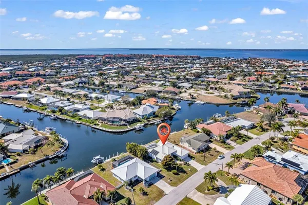 $725,000 | 155 Crescent Drive, Punta Gorda, FL 33950