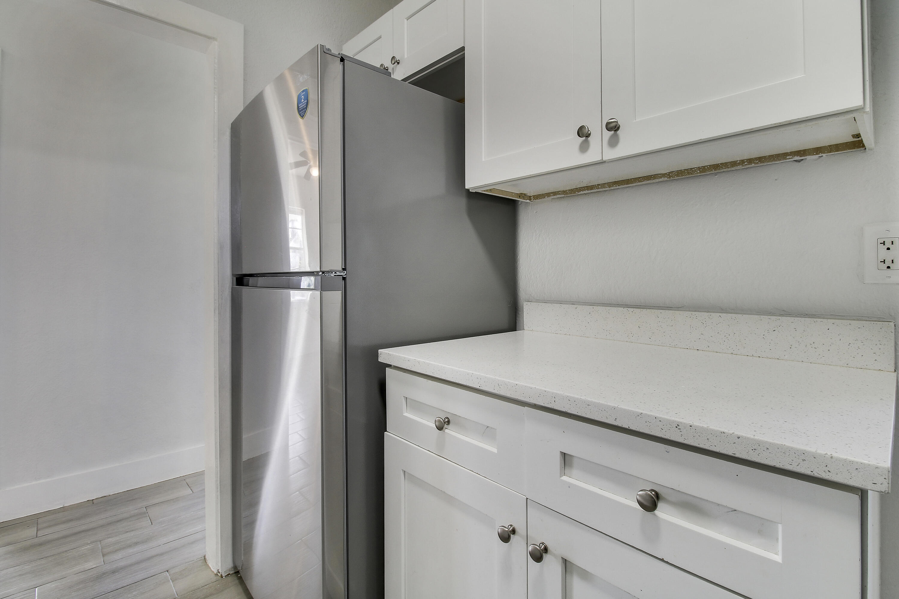 400 West 15th Street Riviera Beach, FL 33404 - Photo 11 of 34 Kitchen