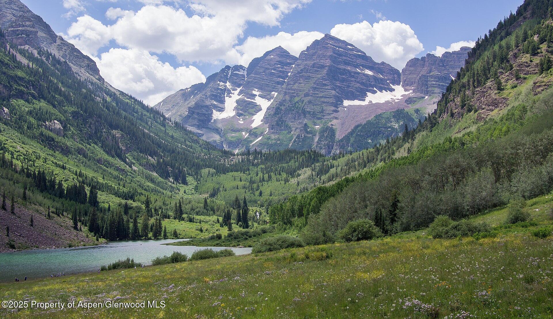 39 Boomerang Road, Unit 821511 Aspen, CO 81611 - Photo 12 of 16 1920px-Maroon_Bells_(11553)a