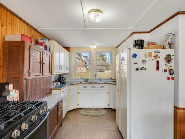$349,000 | 166 South Street, New Haven, VT 05472