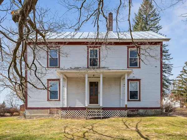 $349,000 | 166 South Street, New Haven, VT 05472