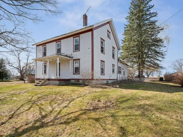 $349,000 | 166 South Street, New Haven, VT 05472