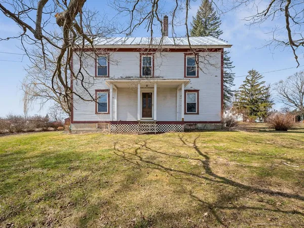 $349,000 | 166 South Street, New Haven, VT 05472