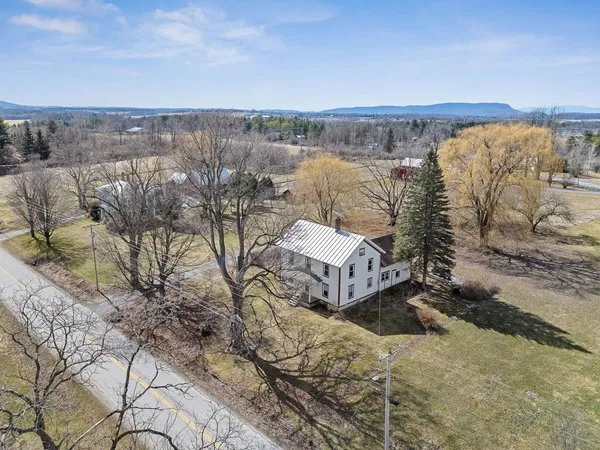 $349,000 | 166 South Street, New Haven, VT 05472