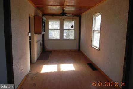 4317 Cortez Road Baltimore, MD 21225 - Photo 4 of 12 Dining Room