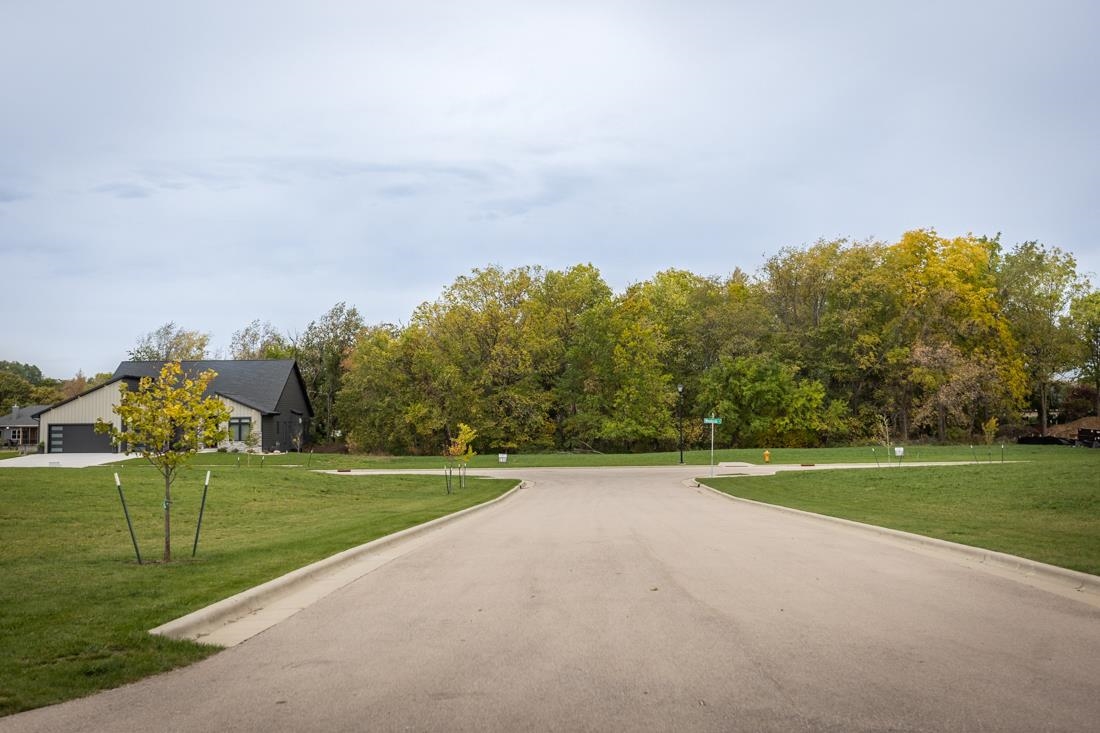 2679 Woodside Drive Beloit, WI 53511 - Photo 21 of 25