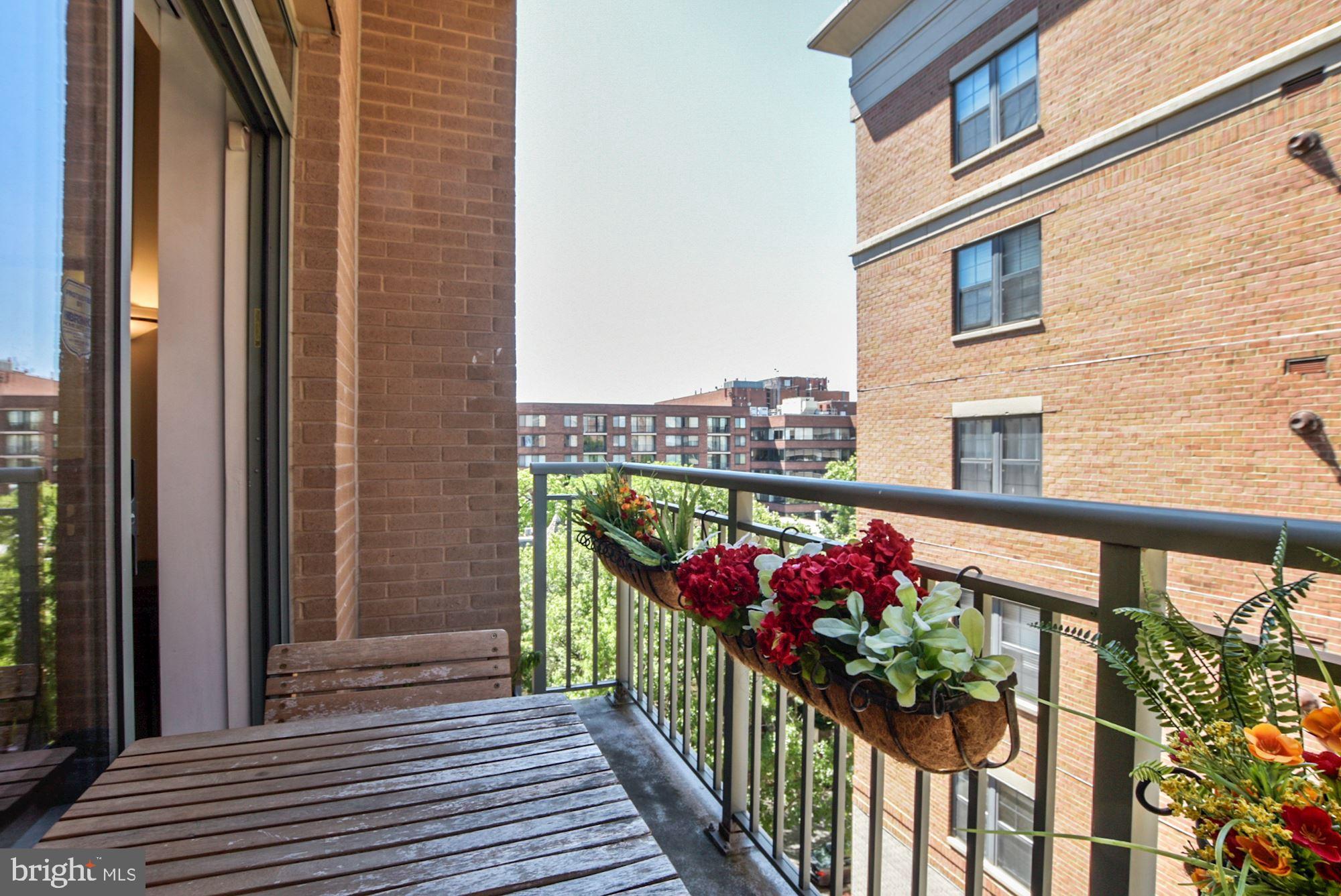 2425 L Street Northwest, Unit 708 Washington, DC 20037 - Photo 11 of 26