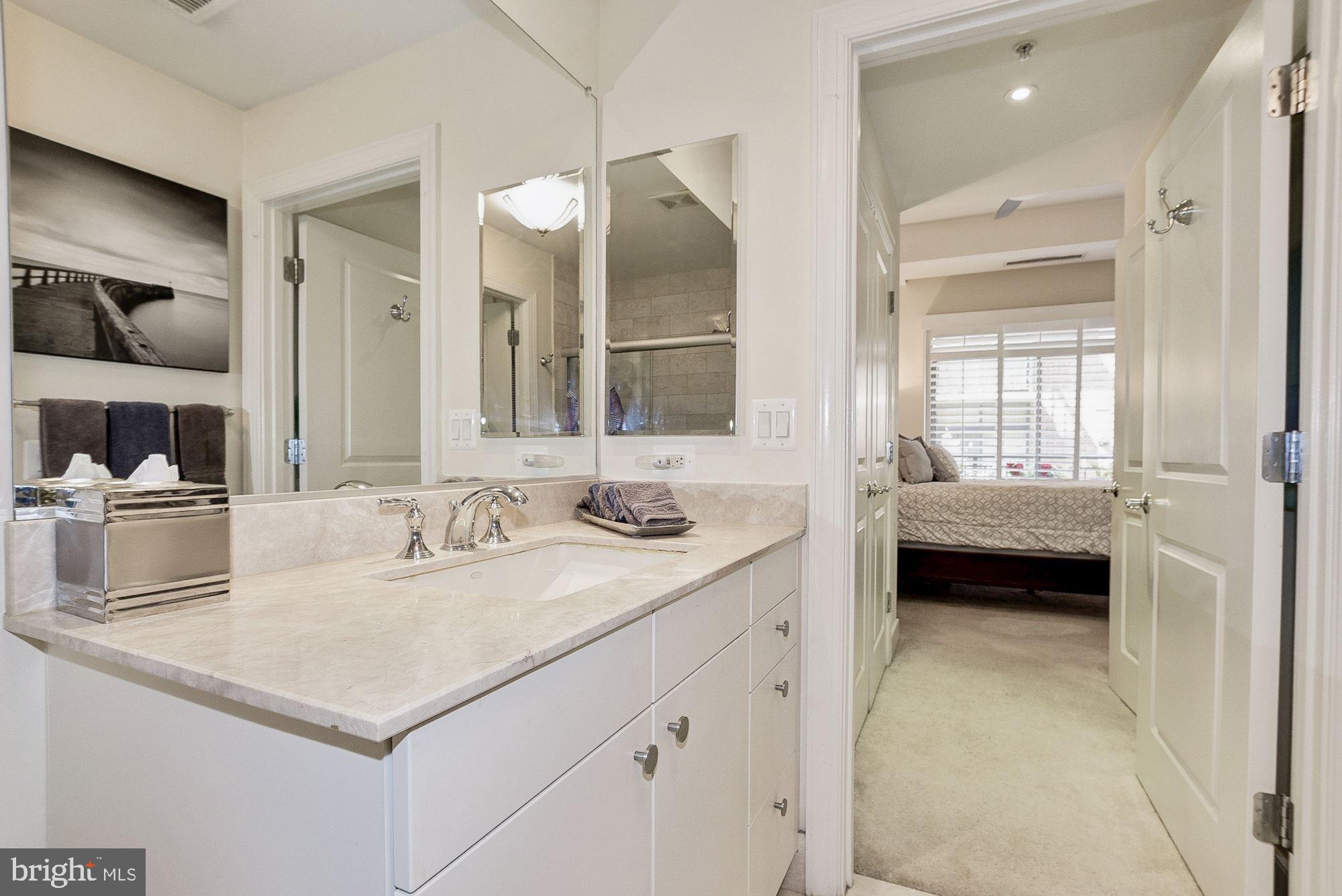 2425 L Street Northwest, Unit 708 Washington, DC 20037 - Photo 14 of 26