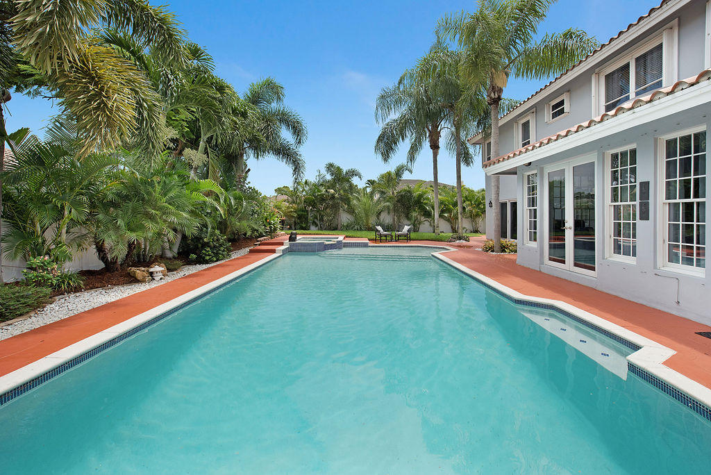 6183 Greenview Terrace Boca Raton, FL 33433 - Photo 6 of 26 Private pool 40ft - yes 40