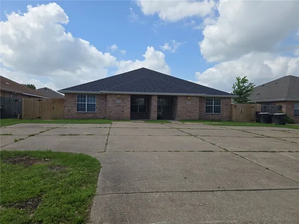 $1,450 | 2318 Pheasant Lane, College Station, TX 77845