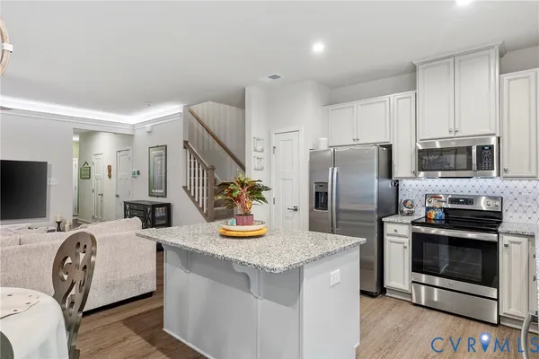 $348,500 | 10844 Genito Sq Drive, Midlothian, VA 23112