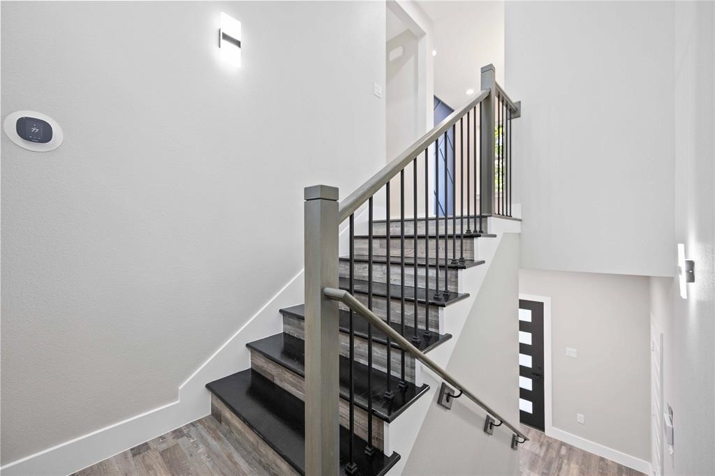 2118 Dan Street Houston, TX 77020 - Photo 22 of 35 a view of entryway with a front door