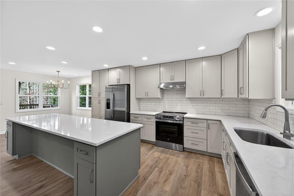 6596 Garrett Road Buford, GA 30518 - Photo 7 of 32