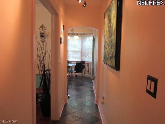 8017 Johnnycake Ridge Road Mentor, OH 44060 - Photo 10 of 25 Gallery Image 10