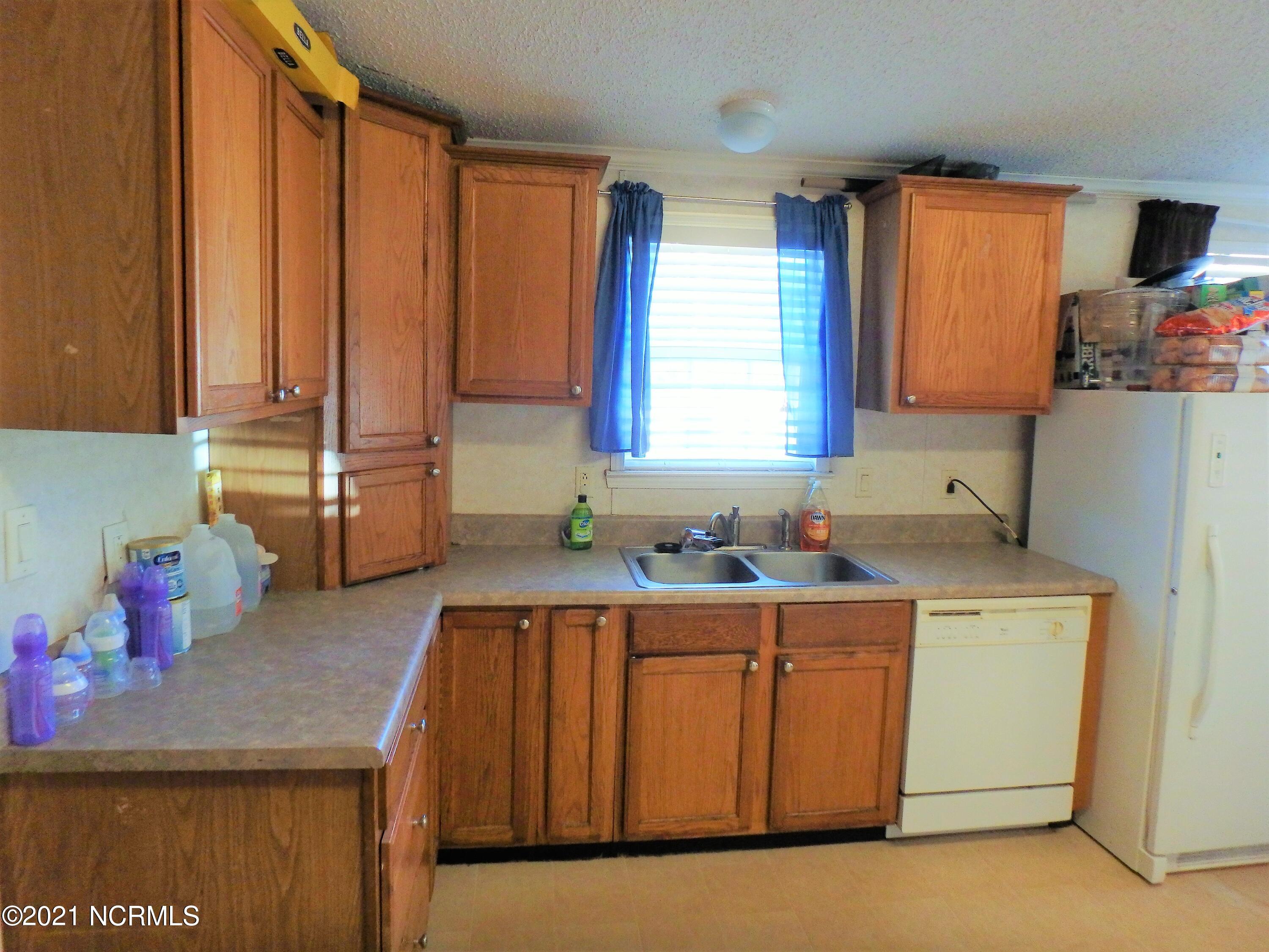 1072 Wells Road Jacksonville, NC 28540 - Photo 7 of 19 1.6.2