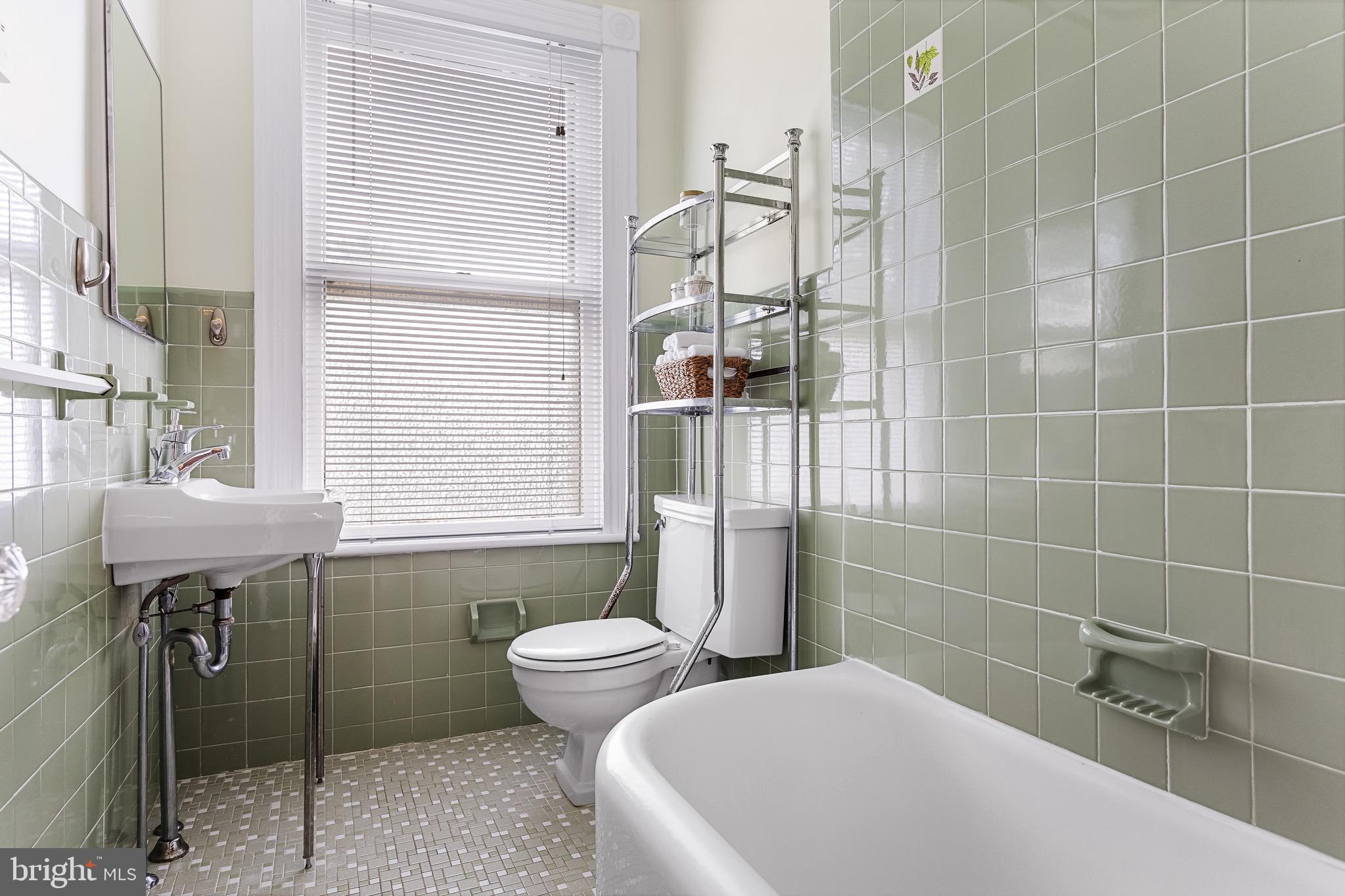 135 Warwick Road Haddonfield, NJ 08033 - Photo 44 of 66