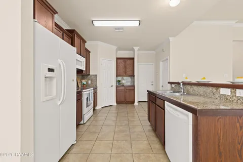 $230,000 | 202 Fieldview Drive, Carencro, LA 70520