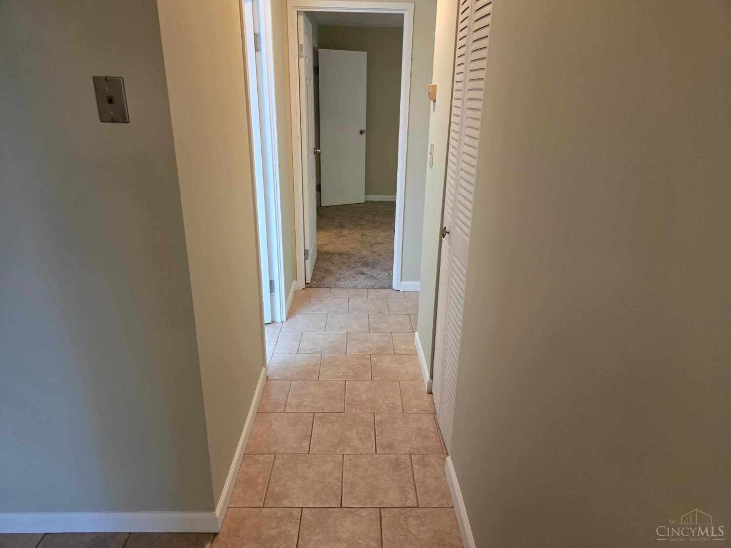 6602 Hearne Road, Unit 46 Cincinnati, OH 45248 - Photo 17 of 30