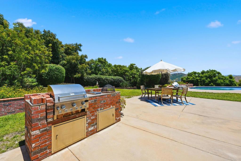 2292 Dos Lomas Fallbrook, CA 92028 - Photo 48 of 71 Built in barbecue