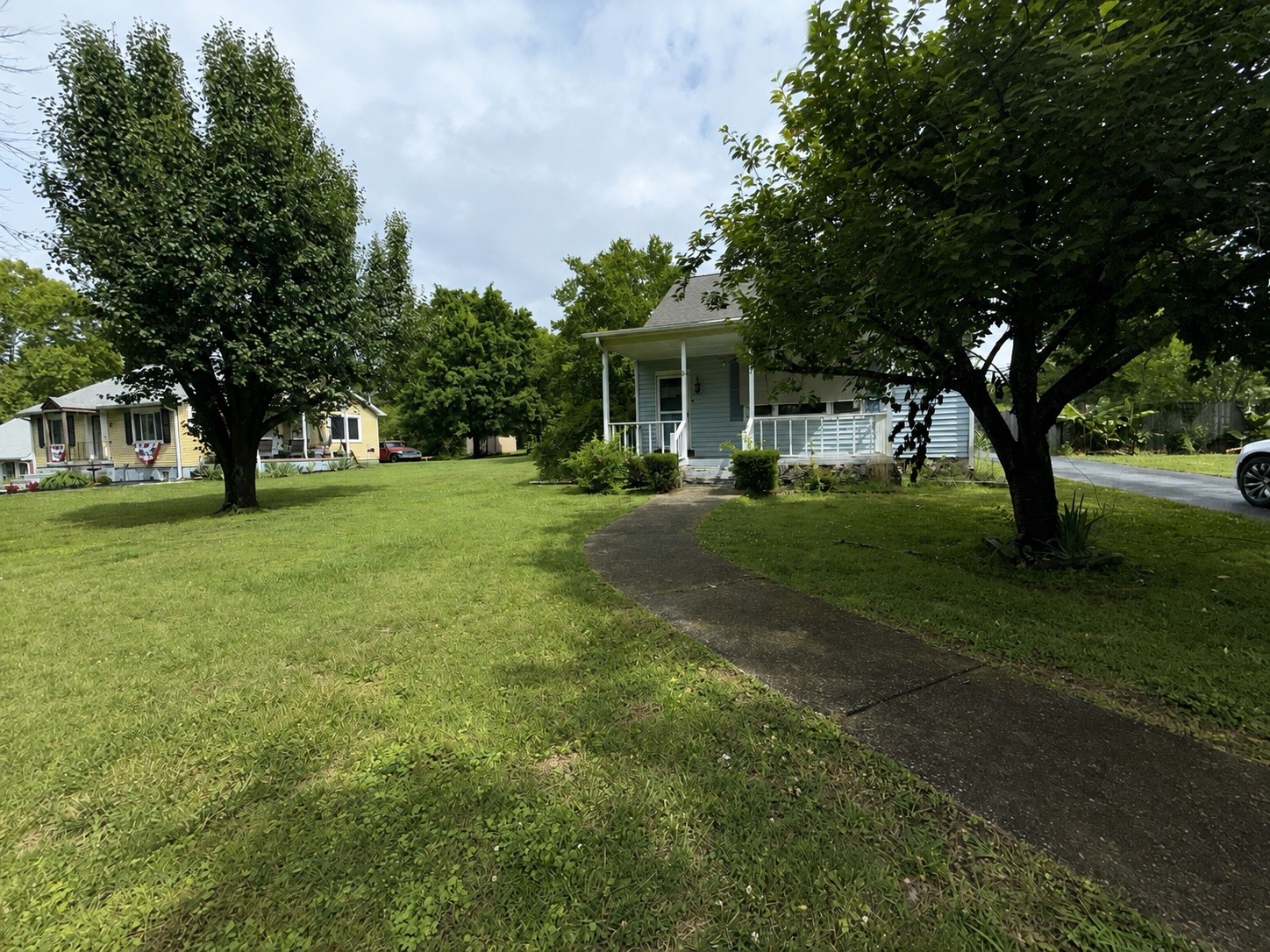407 3rd Avenue Columbia, TN 38401 - Photo 1 of 11