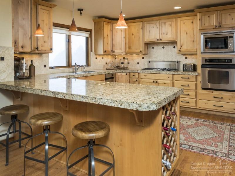 18769 Ridgecrest Road Bend, OR 97703 - Photo 10 of 22 Additional Photo
