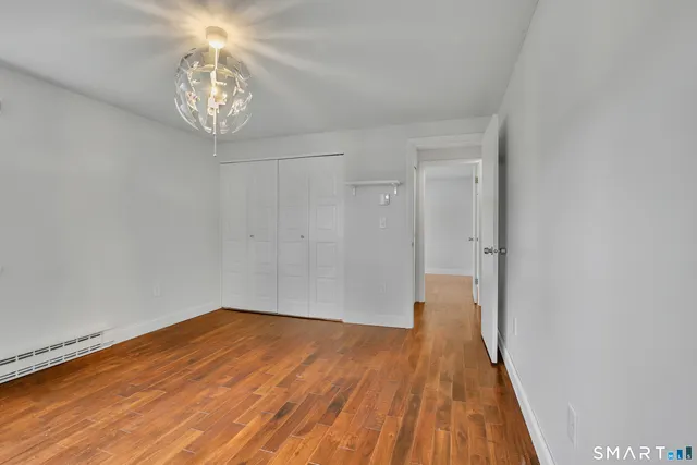 $450,000 | 42 Towhee Lane, Glastonbury, CT 06033