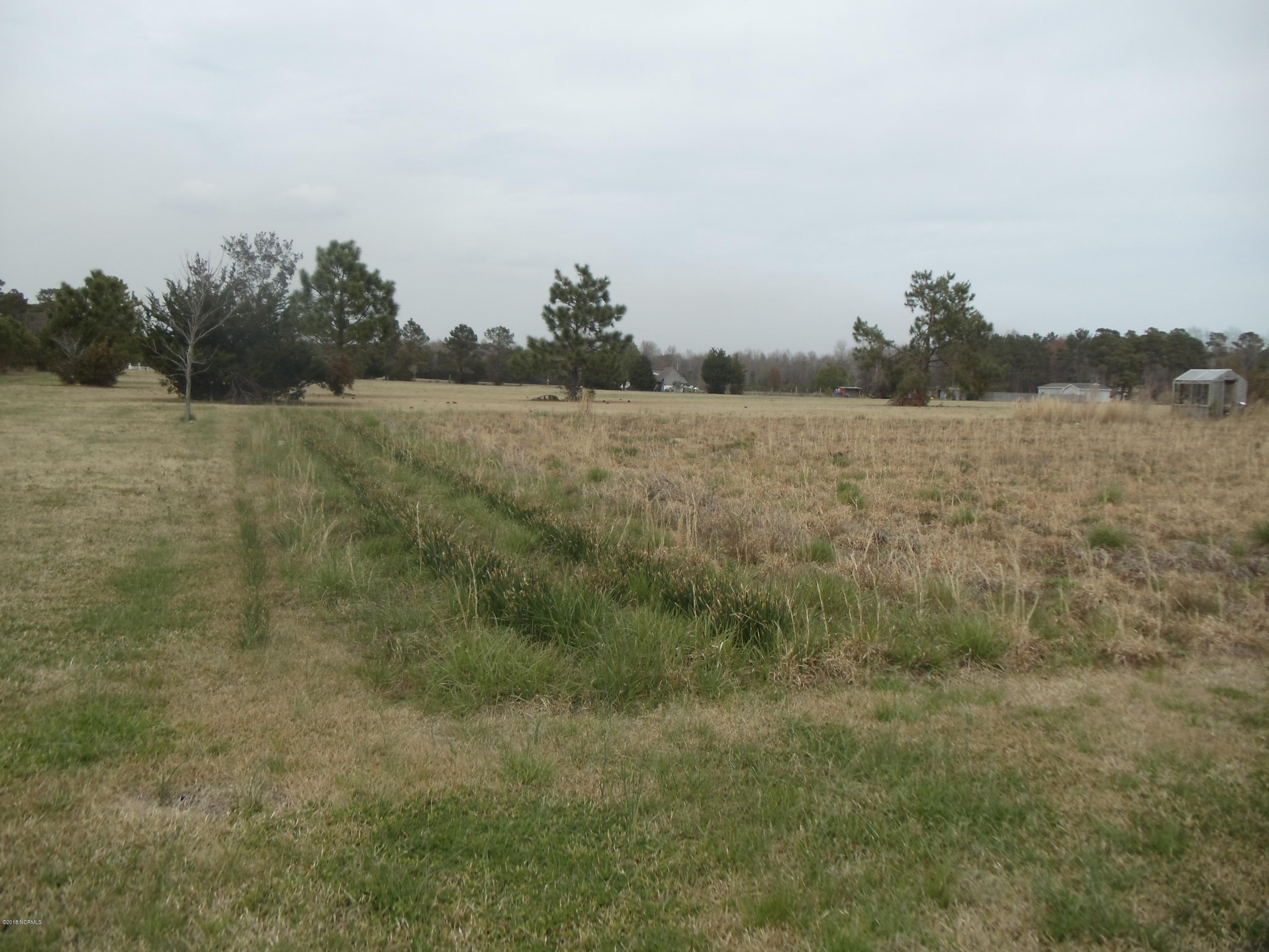 166 Corbett Road Swansboro, NC 28584 - Photo 5 of 9 DSC02423