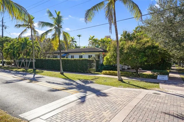 $1,365,000 | 500 Aragon Avenue, Coral Gables, FL 33134