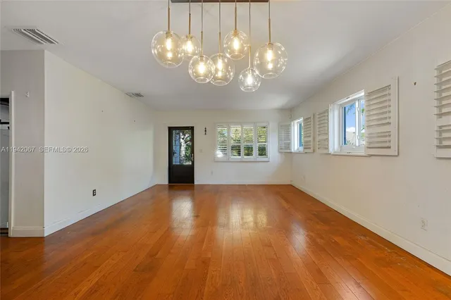 $1,365,000 | 500 Aragon Avenue, Coral Gables, FL 33134