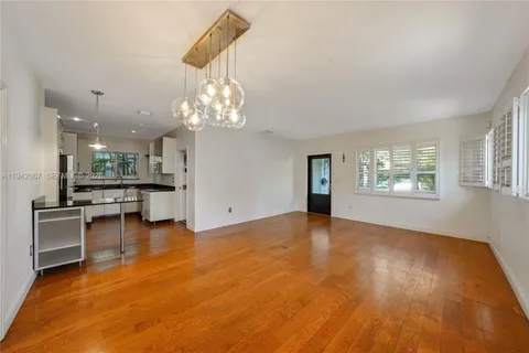 $1,365,000 | 500 Aragon Avenue, Coral Gables, FL 33134