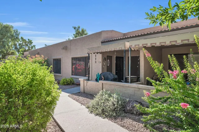 $1,800 | 14300 West Bell Road, Unit 83, Surprise, AZ 85374