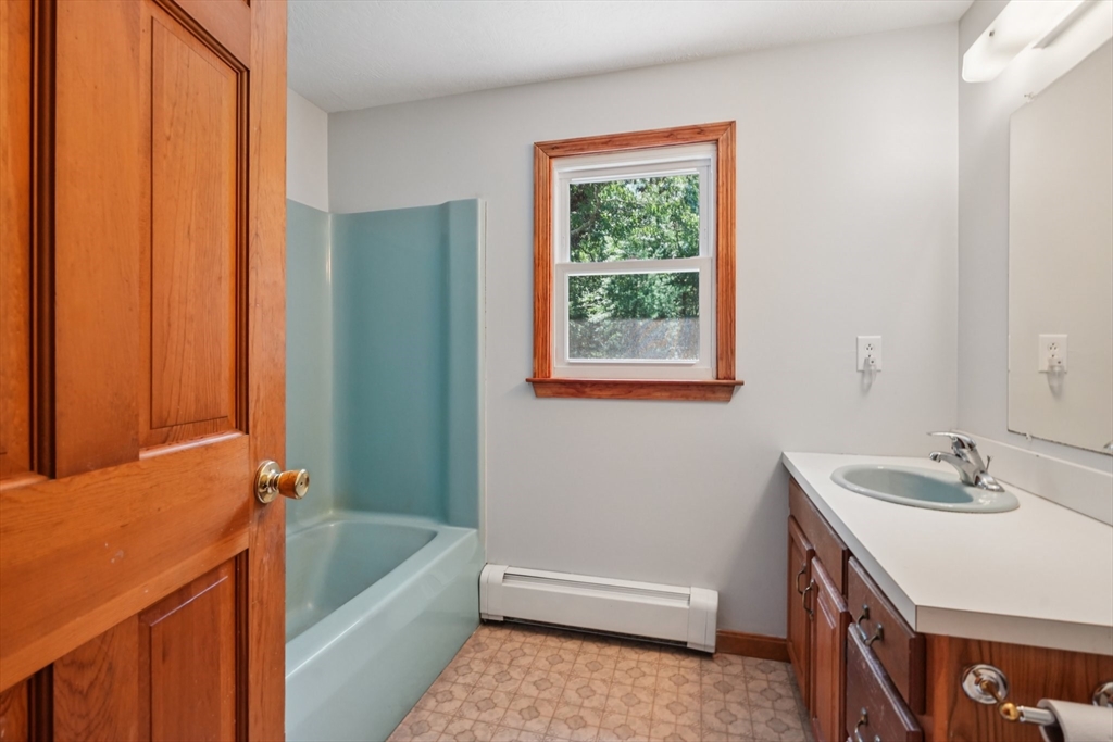 15 Bells Brook Road Lakeville, MA 02347 - Photo 21 of 33 Gallery Image 21