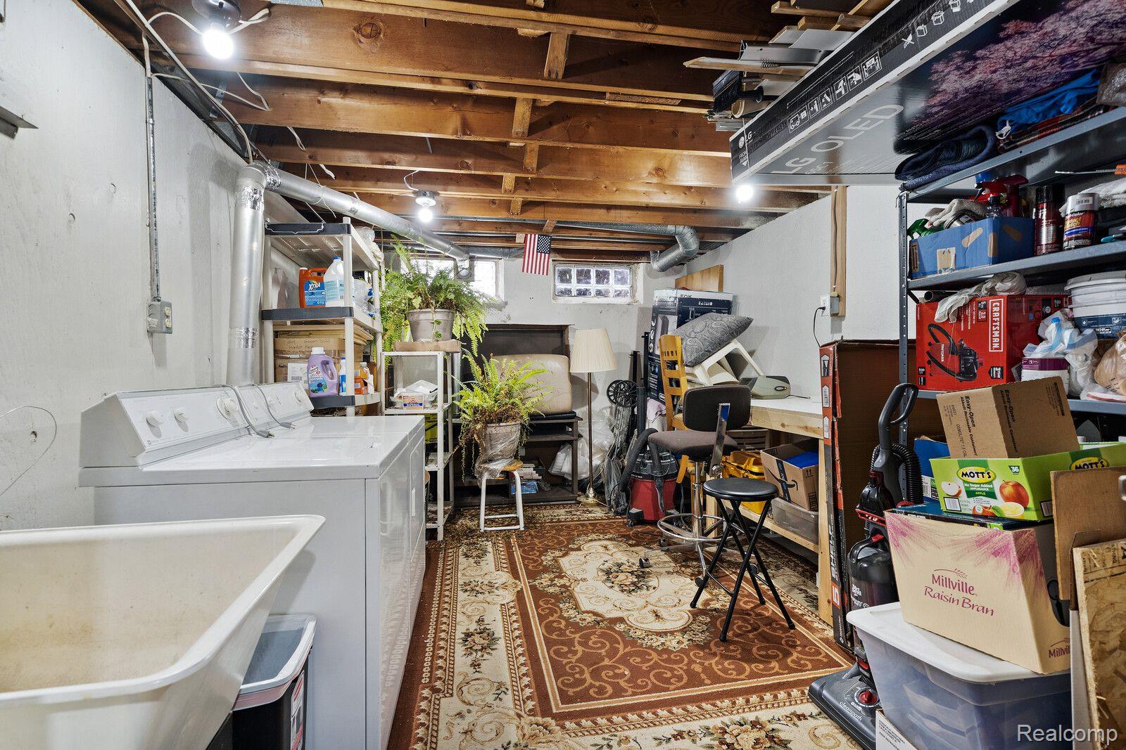 29514 Hoover Road Warren, MI 48093 - Photo 19 of 25 Gallery Image 19