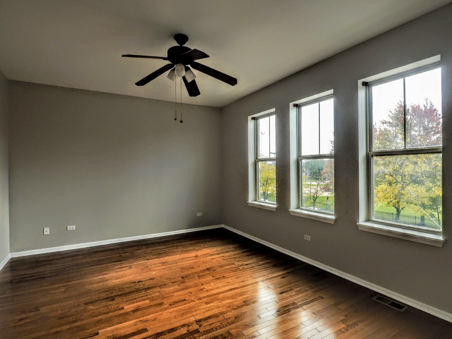 722 East Pershing Road Chicago, IL 60653 - Photo 11 of 26