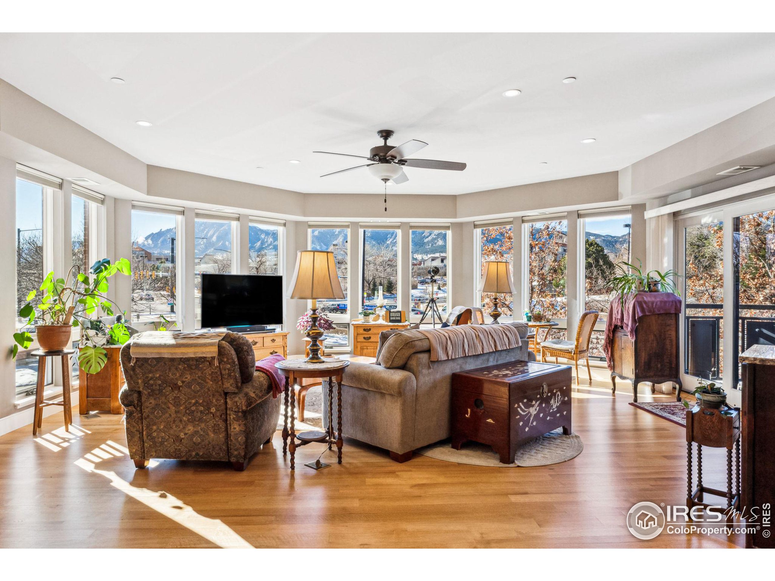 2801 Pennsylvania Avenue, Unit 201 Boulder, CO 80303 - Photo 11 of 40