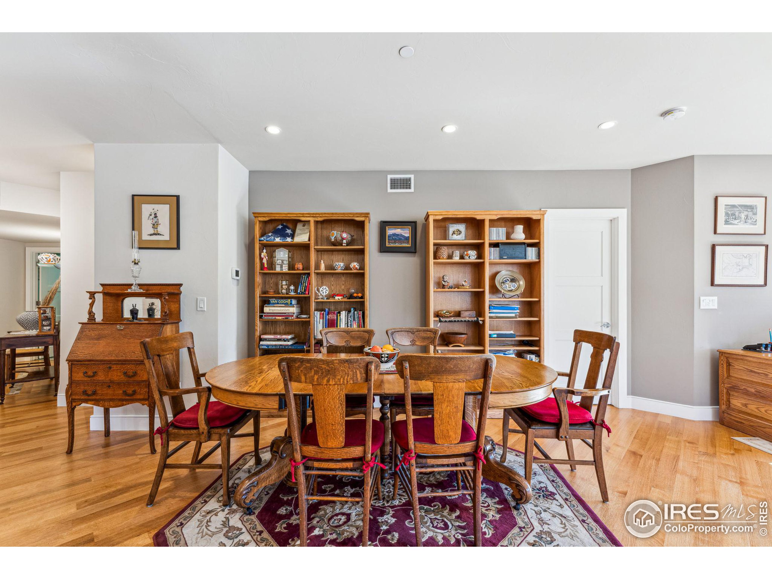 2801 Pennsylvania Avenue, Unit 201 Boulder, CO 80303 - Photo 5 of 40