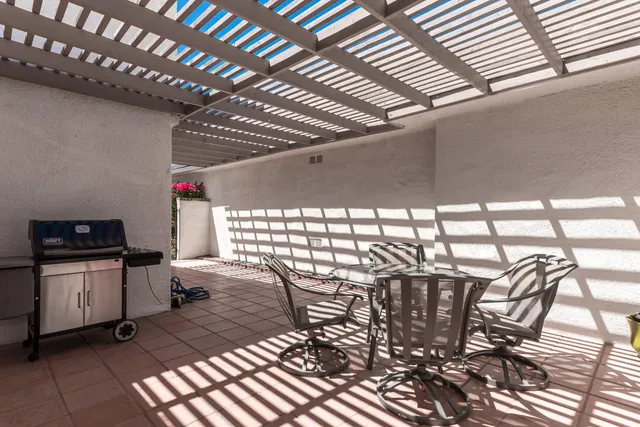 $3,000 | 28 Calle Encinitas, Rancho Mirage, CA 92270