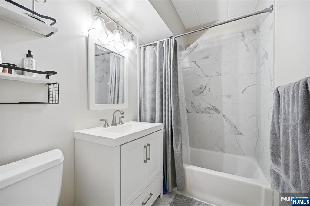 25 Jefferson Street, Unit 2F Hackensack, NJ 07601 - Photo 24 of 29
