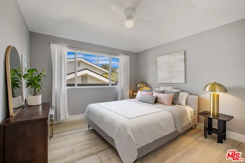 $2,995,000 | 8400 Mulholland Drive, Los Angeles, CA 90046