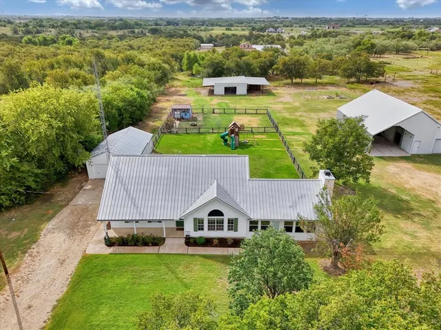 $600,000 | 2152 Sommerfeld Drive, Waco, TX 76705