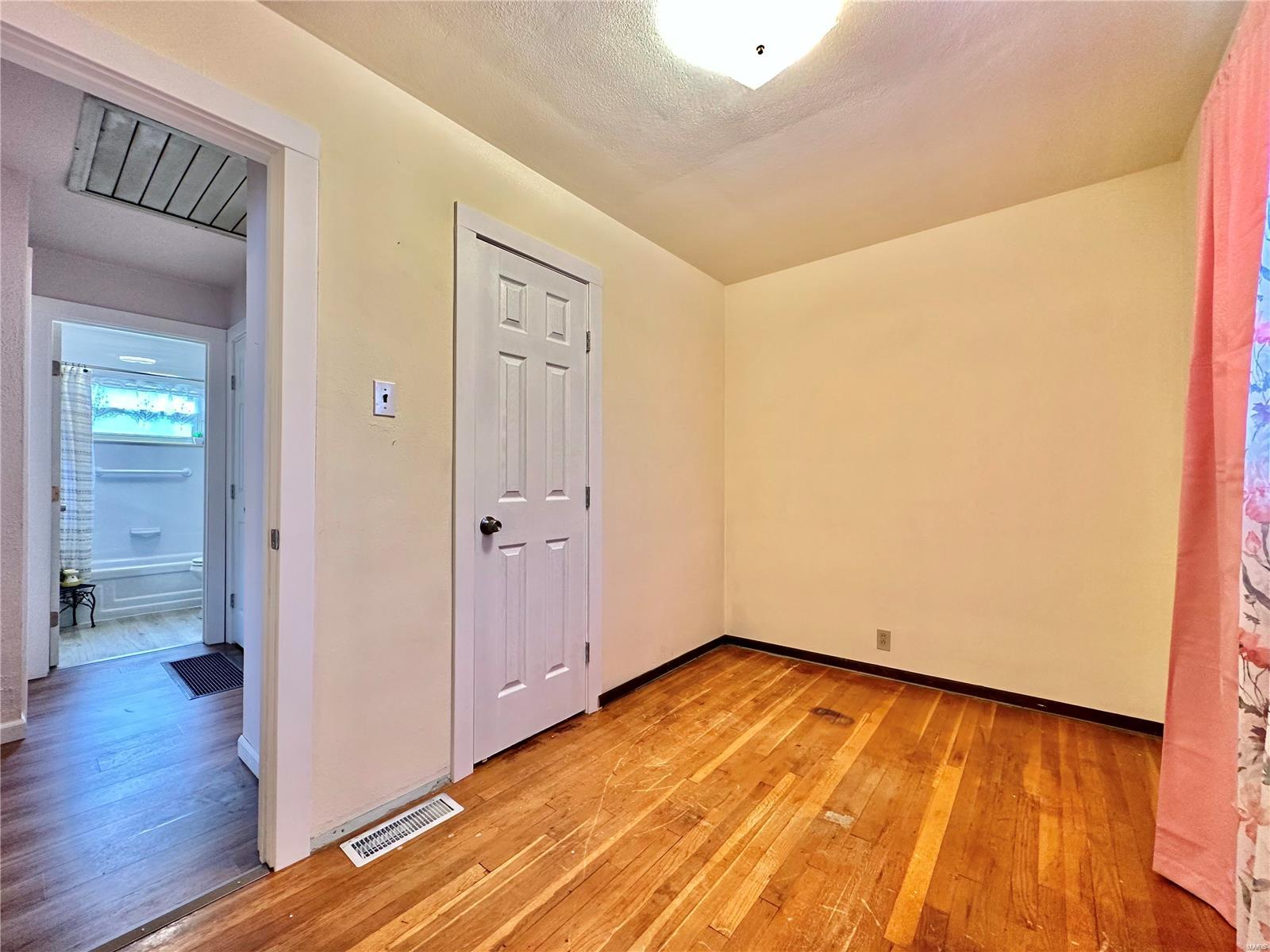 6 Eberhart Drive Caseyville, IL 62232 - Photo 21 of 31