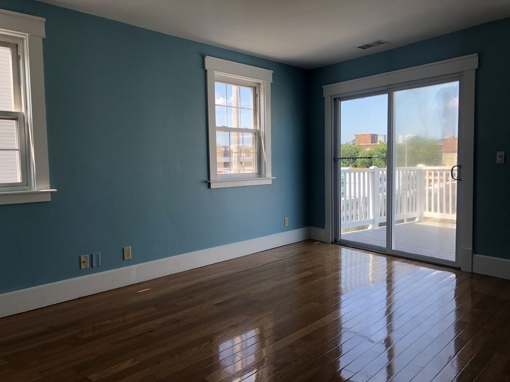 39 Magazine Street, Unit 2 Boston, MA 02119 - Photo 13 of 34