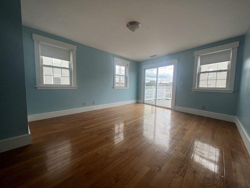 39 Magazine Street, Unit 2 Boston, MA 02119 - Photo 31 of 34