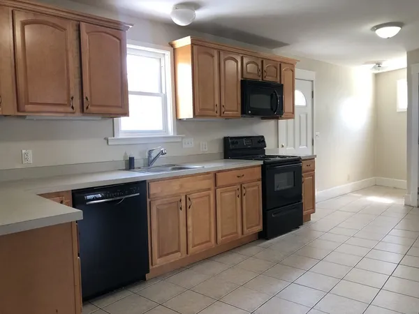 $4,400 | 39 Magazine Street, Unit 2, Boston, MA 02119