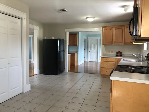 $4,400 | 39 Magazine Street, Unit 2, Boston, MA 02119