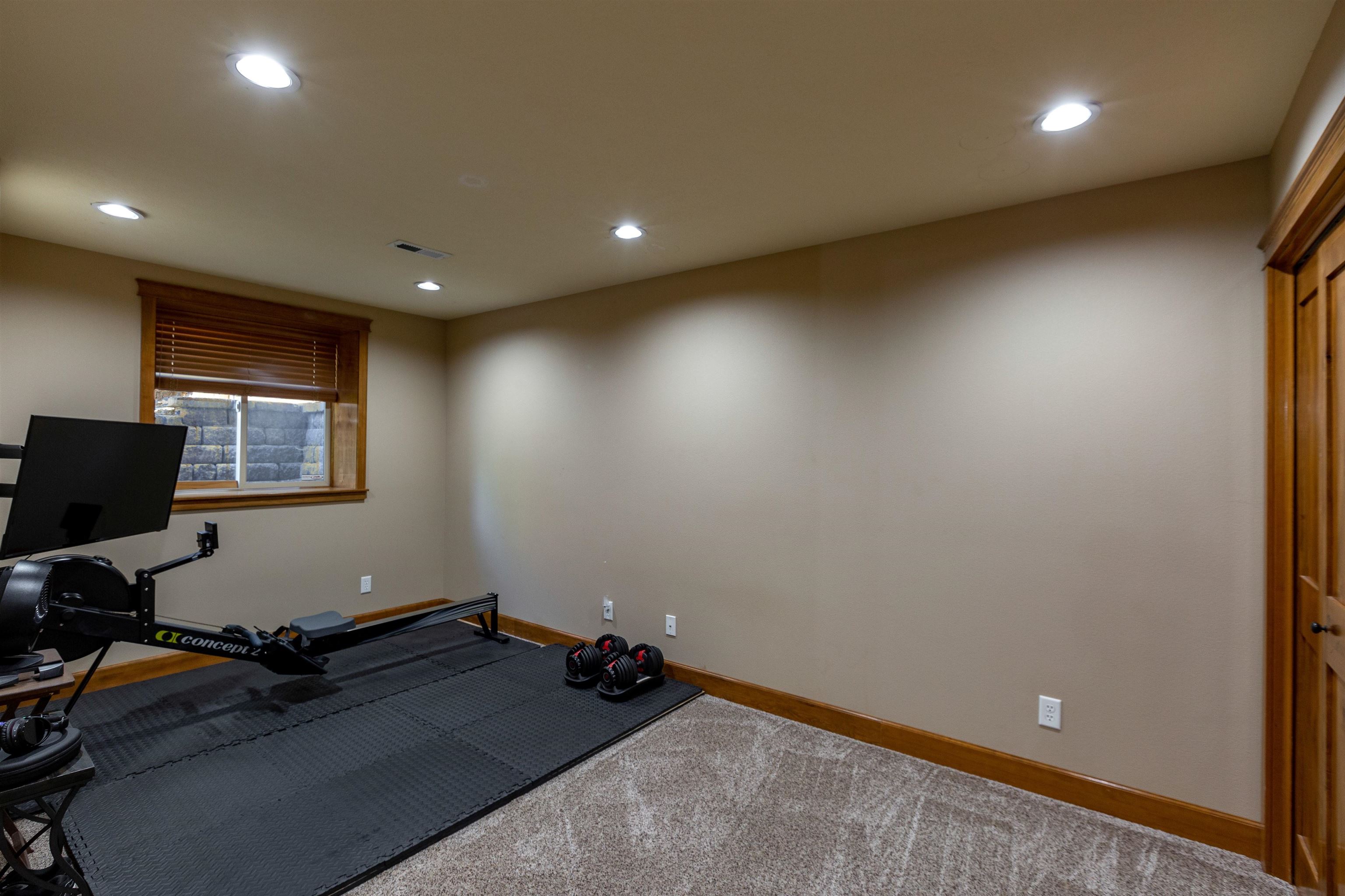 2602 West Howesdale Road Spokane, WA 99208 - Photo 29 of 39